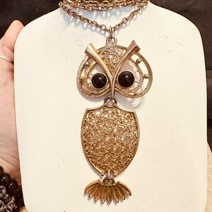 1974 Sarah Coventry Nite Owl Necklace Vintage 24” Chain Gold Tone 4” Pendant